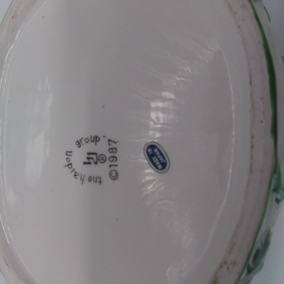 Vtg. Bird Sitting on Nest Turine - Picture 6 of 6